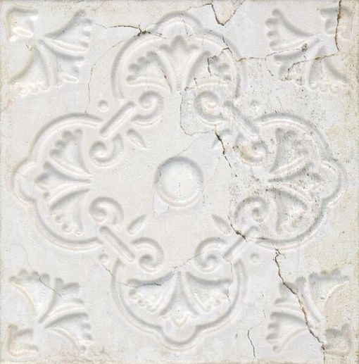 Aged White Ornato 20x20 - фото 1