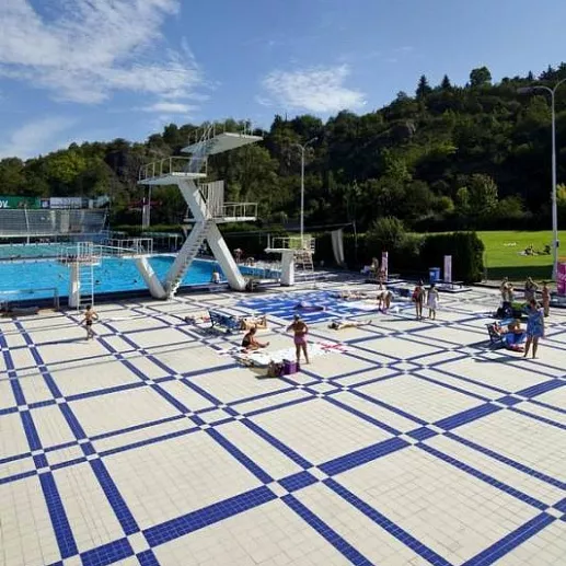 Rako Pool 10