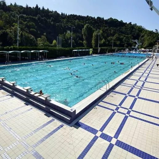 Rako Pool 4