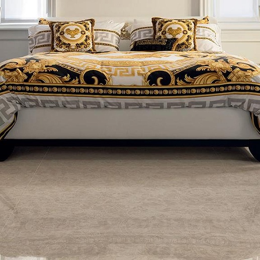 Versace Meteorite 1