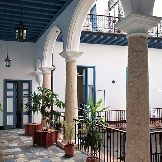Cir & Serenissima Havana 9