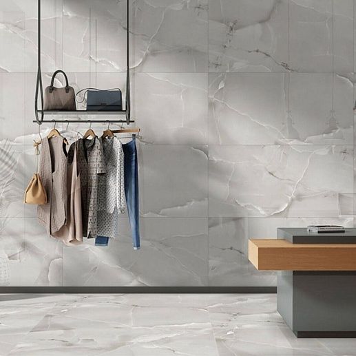 Gravita Prisma Onyx 1