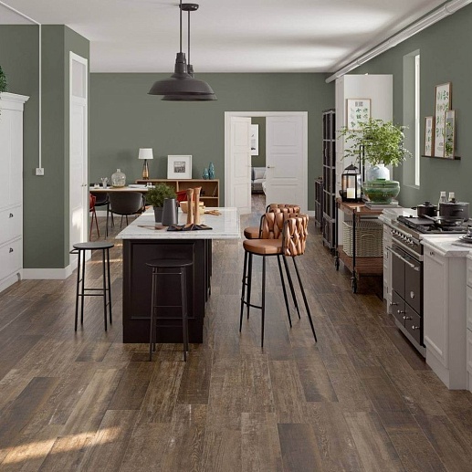 Colorker Colonial 8